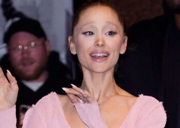 Ariana Grande 'protecting herself' amid ongoing split rumors - Celebrity News - Entertainment