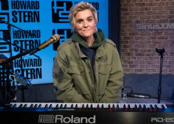 Brandi Carlile Performs, Talks New Music on Howard Stern Show