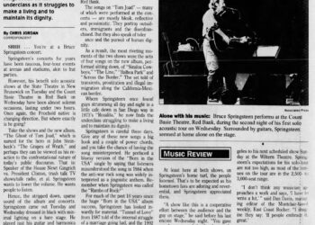 "Springsteen really wants you to listen to his music" appeared in the Asbury Park Press on November 24, 1995.