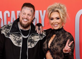 Bunnie Xo responds to Instagram critic after Jelly Roll admitted affair