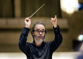 Ilan Volkov: 'I have worked with the orchestra for a long time now and we have shared many great musical experiences. Each concert is an immense privilege' © Astrid Ackermann