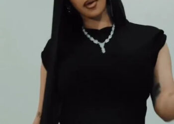 Photo Credit: @iamcardib | Instagram