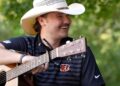 Country artist hoping Bengals to adopt his new theme song