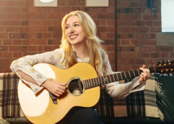 Country singer still in shock at national awards