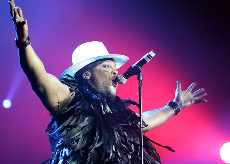 D'Angelo Tributes Arrive From Musicians, Friends, Peers After Death