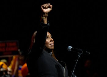 D'Angelo dies at 51. Jamie Foxx, John Legend, more react to his death