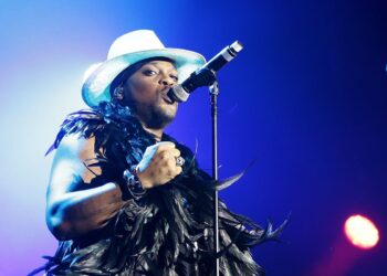 D’Angelo, soulful and reclusive R&B visionary, dies aged 51