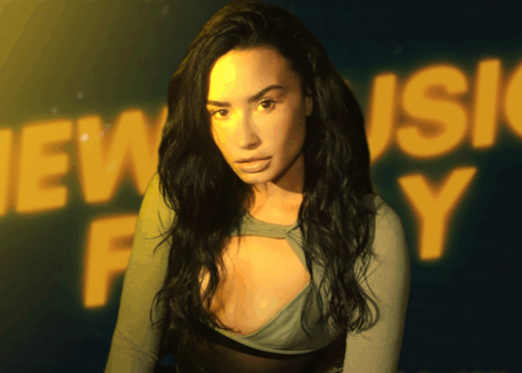 Demi Lovato, Halle, Selena Gomez and More!
