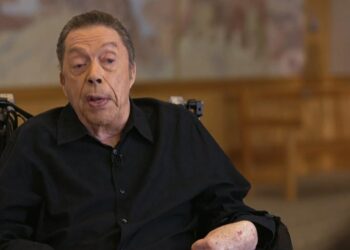 Extended interview: Tim Curry - CBS News