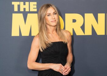 Fans Left Divided Over Jennifer Aniston’s Adoption Comments: ‘I Want My Own DNA in a Little Person’ – Star Magazine