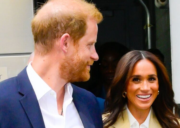 Fans issue same complaint as Sussexes to receive humanitarian award | Royal | News