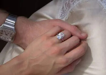 CLAUDIA SULEWSKI/Instagram Claudia Sulewski's engagement ring