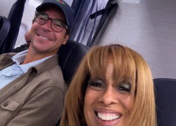 Gayle King Gets Seated Next to Fox News' Jesse Watters on 4-Hour Flight