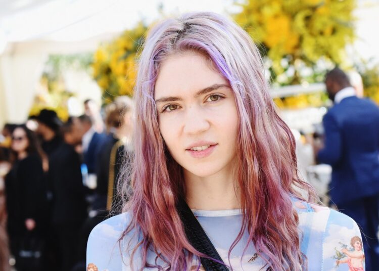 Grimes Debuts New Massive & ‘Innovative’ Face Tattoo | Grimes, Tattoo | Celebrity News and Gossip | Entertainment, Photos and Videos