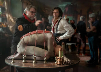 Director Guillermo del Toro and Oscar Issac as Victor Frankenstein on the set of 'Frankenstein' (Ken Woroner/Netflix)