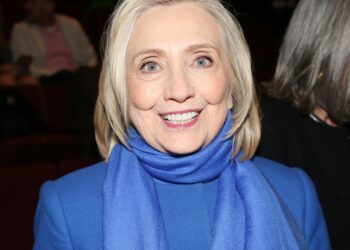 Hillary Clinton Shocks Onlookers With New Look During Opening Night of ‘Ragtime’ on Broadway – National Enquirer
