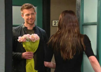 Jeremy Horton brings Stephanie Johnson flowers.