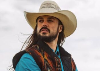 Ian Munsick announces 2026 'The Eagle Flies Free' headlining tour