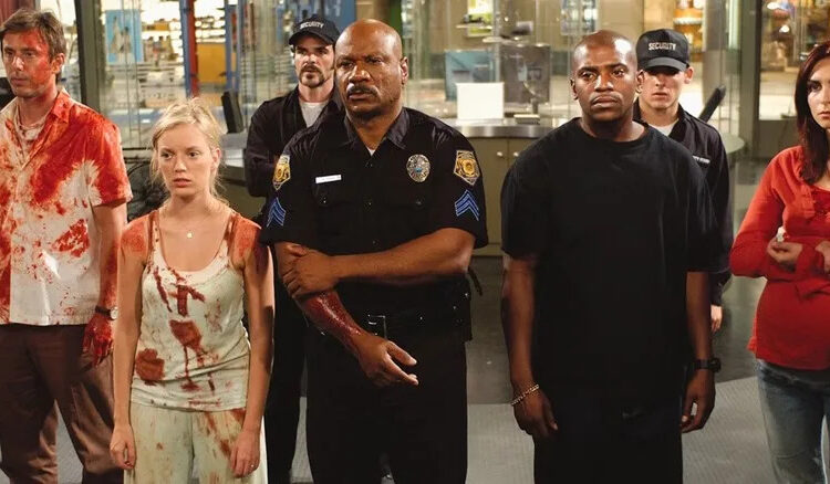 The survivors in 2004's Dawn of the Dead covered in blood
