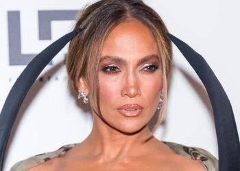 Jennifer Lopez Kiss-And-Tells On Which Co-Star Was The Best Kisser