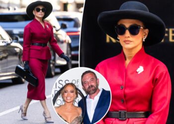 Jennifer Lopez goes incognito on set of Netflix thriller