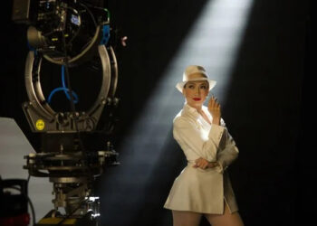 Courtesy Of Roadside Attractions Jennifer Lopez in 'Kiss of the Spider Woman'