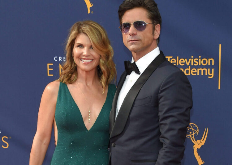 John Stamos Shuts Down Question About Whether He’d Leave His Wife For a Newly Single Lori Loughlin – Star Magazine