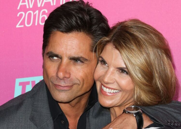 John Stamos blames Lori Loughlin's estranged husband for college scandal - Celebrity News - Entertainment