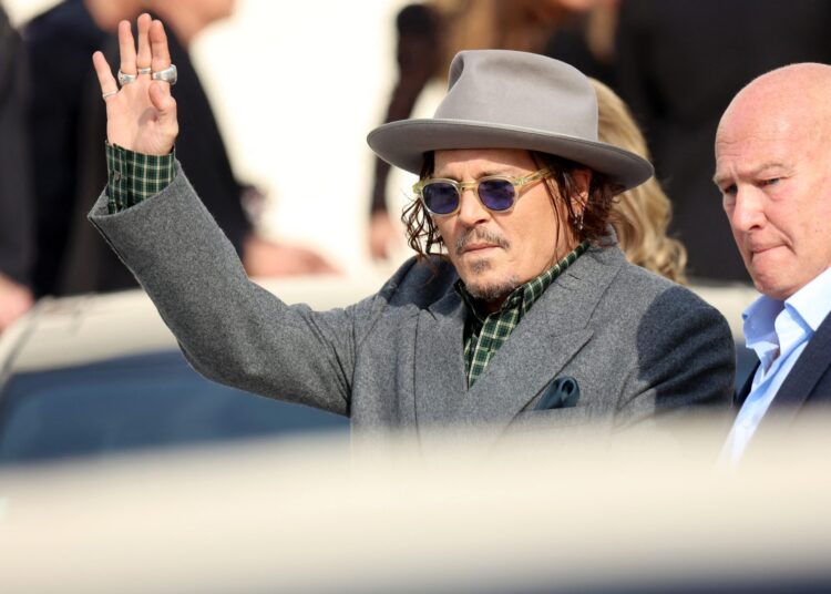 Johnny Depp Fears He May Be ‘Driven Out’ of England After Dog Attack: Actor’s ‘Neighbors Are Angry’ – National Enquirer