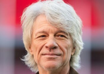 Jon Bon Jovi issues update after major vocal surgery - Celebrity News - Entertainment