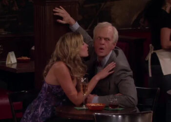 Barney picking up a woman dressed as an old man in How I Met Your Mother