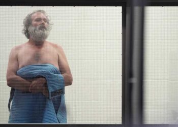 Judge remains undecided on treatment plan for man charged with stalking Jennifer Aniston