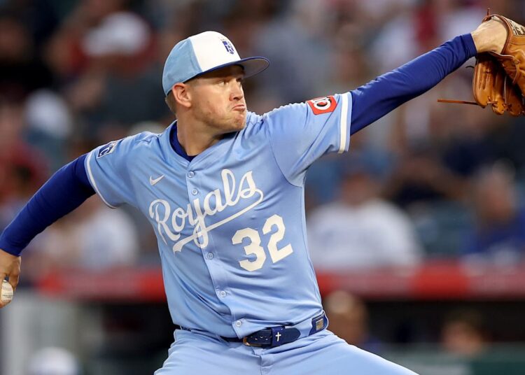 Kansas City Royals v Los Angeles Angels