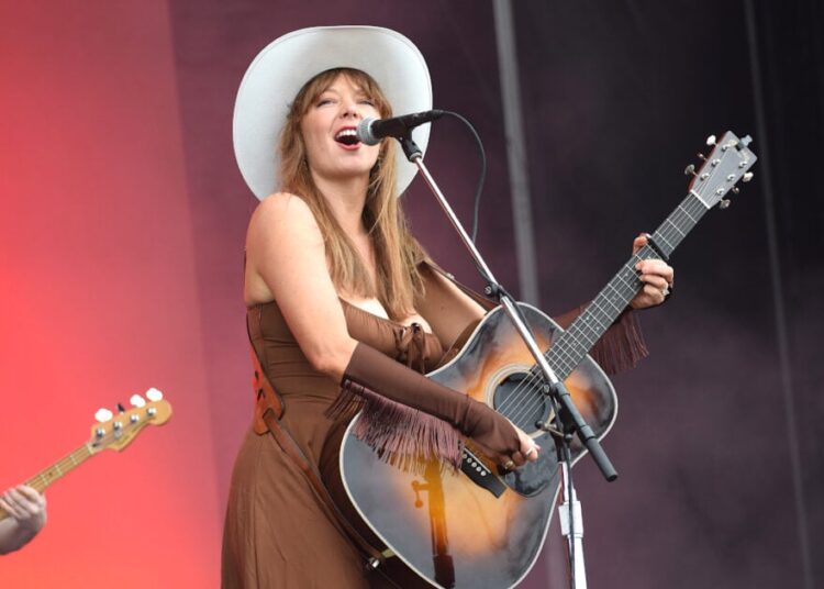 Kaitlin Butts Signs to Republic Records, Readies New EP