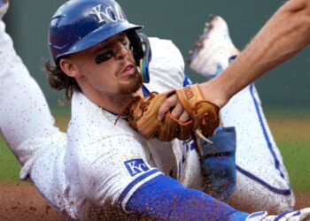 Kansas City Royals news: Bobby Witt Jr. calls out baserunning in 2025