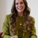 It’s not the first time Kate has worn the ensemble. The royal first debuted the tailored set back in May.