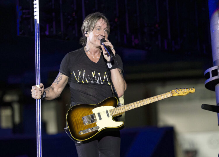 Keith Urban Cancels Concert Last Minute For Health Reasons Amid Nicole Kidman Divorce: ‘So Sorry’ – Globe Magazine