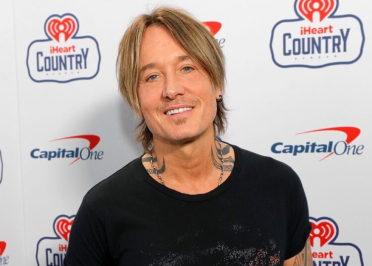 Keith Urban Reacts to Fan Mentioning 'Nicole' After Split
