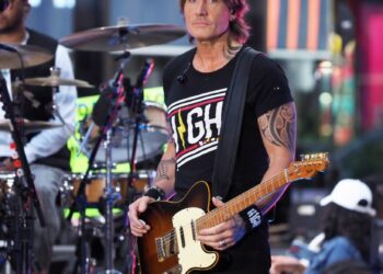 Keith Urban performs on NBC's "Today"