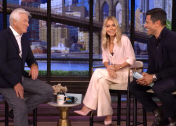 LiveKellyandMark/YouTube Richard Gere, Kelly Ripa and Mark Consuelos on 'Live with Kelly and Mark'