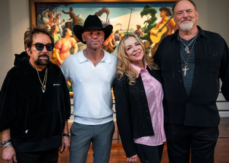 Kenny Chesney coming to Bergen PAC with new book Heart Life Music