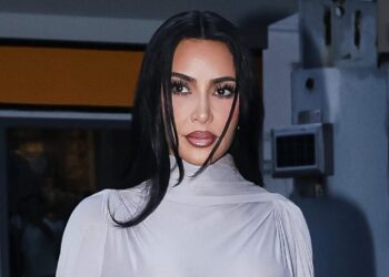 Kim Kardashian Shares Plans to “Give Up Being Kim K” to Practice Law—If She Passes the Bar – Globe Magazine