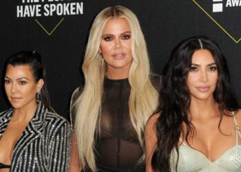 Kim and Khloe Kardashian Fed Up With Kourtney’s ‘Passive Aggressive’ Remarks: ‘All She Does Is Judge’ – Star Magazine