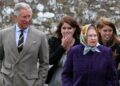 SCRABSTER, UNITED KINGDOM - AUGUST 02: Queen Elizabeth II (R) accompanied by Prince Charles, Prince of Wales (L), Princess Eugenie, (C), and Princess Beatrice and the rest of the Royal family arrive at the Castle of Mey after disembarking the Hebridean Princess boat after a private family holiday around the Western Isles of Scotland, on August 02, 2010 in Scrabster, Scotland. (Photo by Andrew Milligan - WPA Pool/Getty Images)