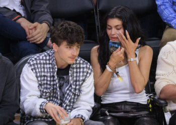 Kylie Jenner Accused of Looking ‘Bored’ at Yankees Game With Boyfriend Timothee Chalamet – Star Magazine