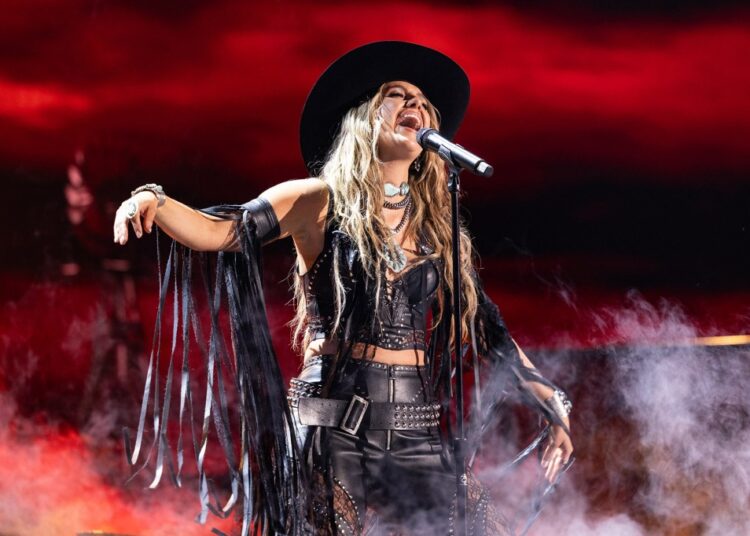 Lainey Wilson, Jason Aldean Set for Nashville New Year's Eve Big Bash