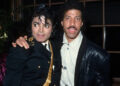 Lionel Richie Debunks Long-Standing Michael Jackson 'Smelly' Rumor with Joe Rogan