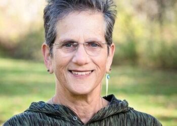 Local author called to hunt | Entertainment