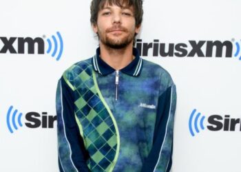 Louis Tomlinson reveals how Costa Rica inspired 'breezy' new solo album - Music News