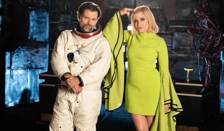 Josh Ruben and Barbara Crampton hosting the Fangoria Chainsaw Awards